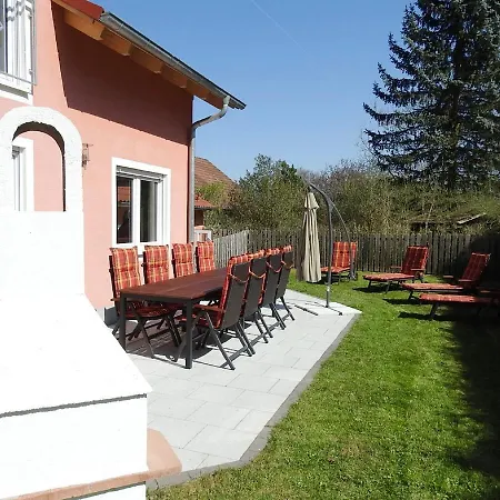 Ferienhaus Am Waldrand
