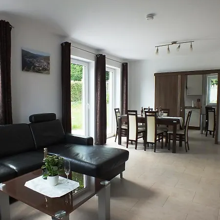 Ferienhaus Am Waldrand *