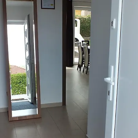 Ferienhaus Am Waldrand * 贝兴